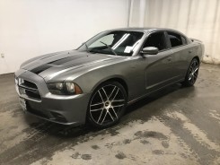 2012 DODGE CHARGER SE 