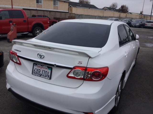 2013 TOYOTA COROLLA S 4-SPEED AT