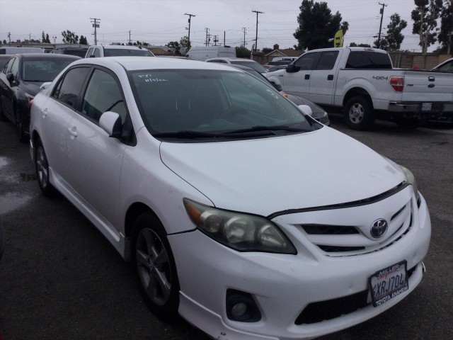 2013 TOYOTA COROLLA S 4-SPEED AT
