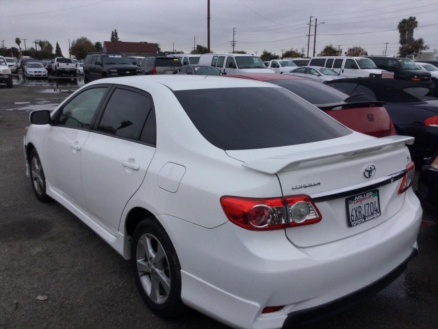 2013 TOYOTA COROLLA S 4-SPEED AT