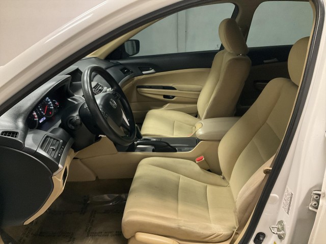 2012 HONDA ACCORD LX SEDAN AT