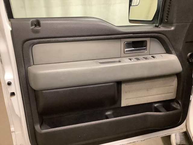 2011 FORD F-150 XLT SUPERCREW 5.5-FT. BED 2WD