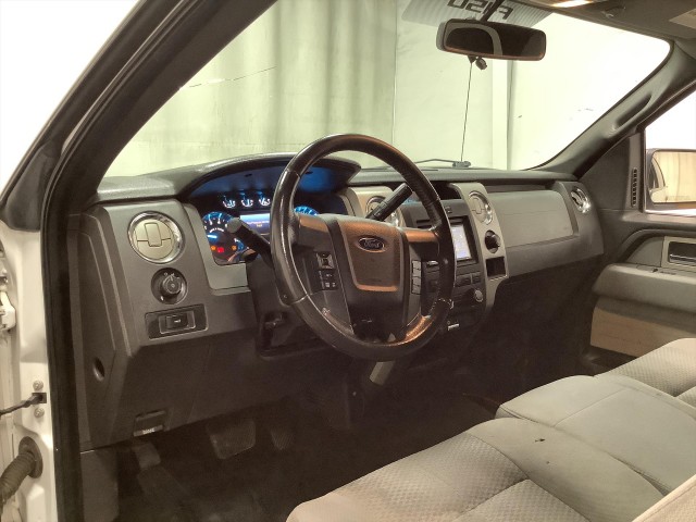 2011 FORD F-150 XLT SUPERCREW 5.5-FT. BED 2WD