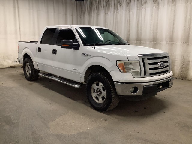 2011 FORD F-150 XLT SUPERCREW 5.5-FT. BED 2WD