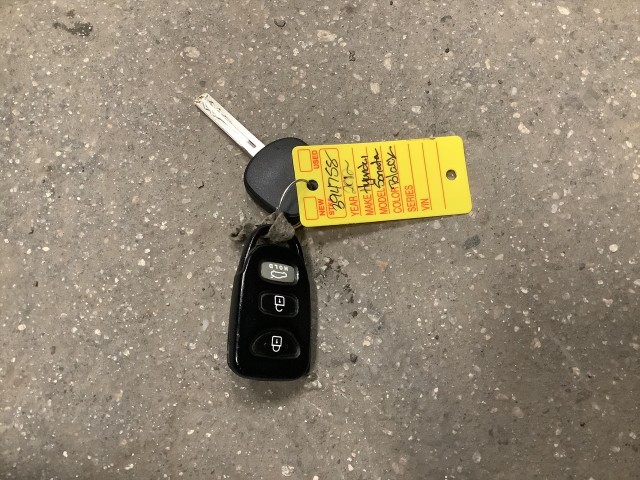 2012 HYUNDAI SONATA GLS AUTO