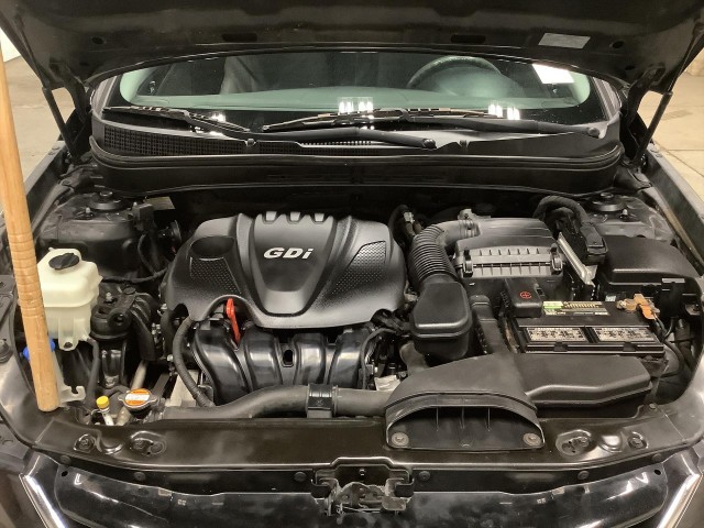 2012 HYUNDAI SONATA GLS AUTO