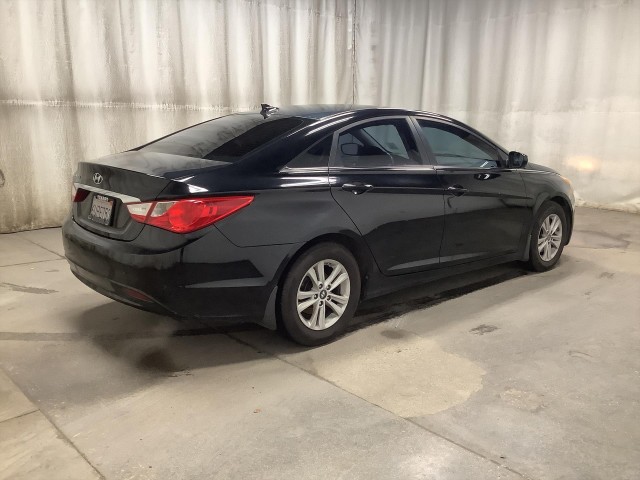 2012 HYUNDAI SONATA GLS AUTO