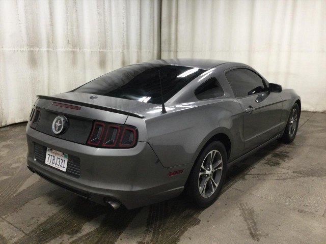 2014 FORD MUSTANG V6 COUPE