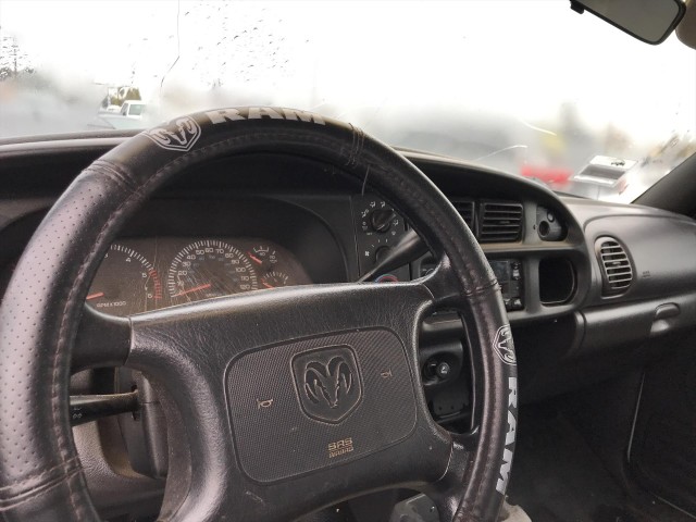2001 DODGE RAM 1500 QUAD CAB SHORT BED 2WD