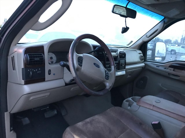 2006 FORD F-350 SD LARIAT CREW CAB LONG BED 2WD