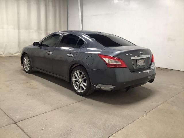 2010 NISSAN MAXIMA SV