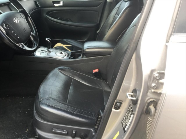 2012 HYUNDAI GENESIS 4.6L