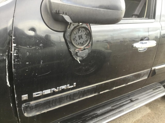 2008 GMC YUKON DENALI 2WD
