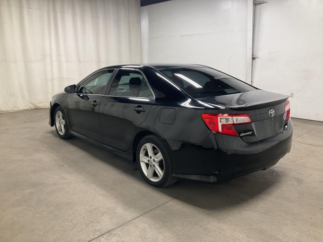2013 TOYOTA CAMRY SE