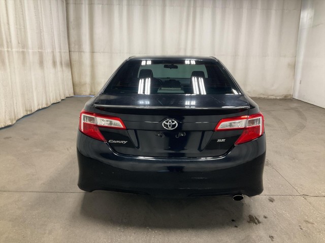 2013 TOYOTA CAMRY SE