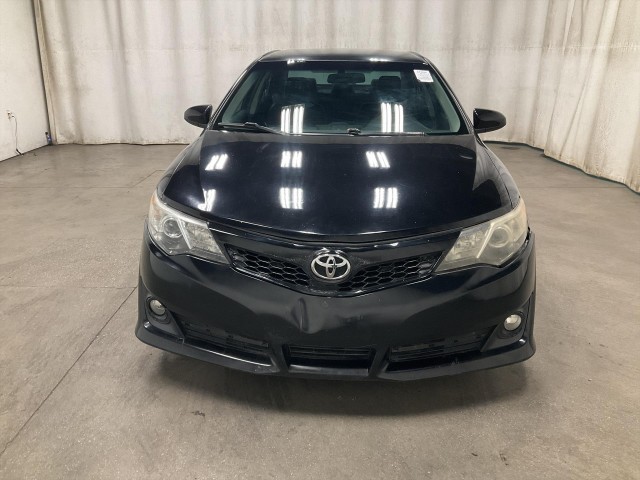 2013 TOYOTA CAMRY SE