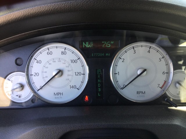 2005 CHRYSLER 300 LIMITED