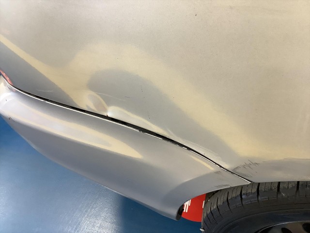 2004 TOYOTA SIENNA LE - 7 PASSENGER