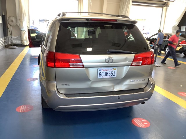 2004 TOYOTA SIENNA LE - 7 PASSENGER