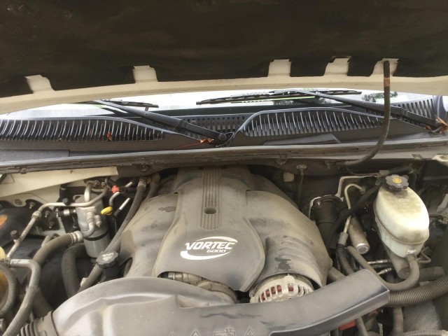 2004 GMC YUKON DENALI UNKNOWN