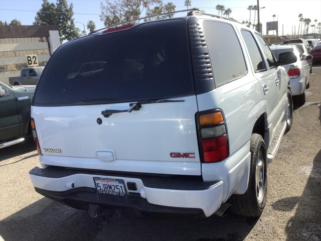 2004 GMC YUKON DENALI UNKNOWN