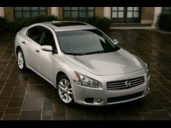 2009 NISSAN MAXIMA S 