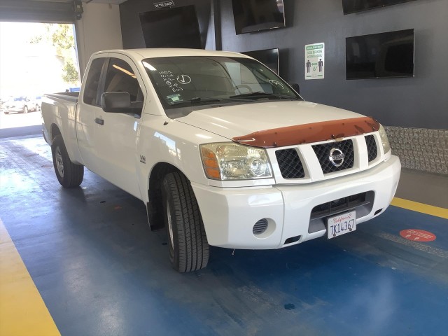 2004 NISSAN TITAN UNKNOWN