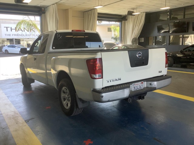 2004 NISSAN TITAN UNKNOWN