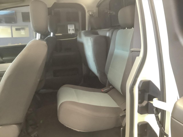 2004 NISSAN TITAN UNKNOWN