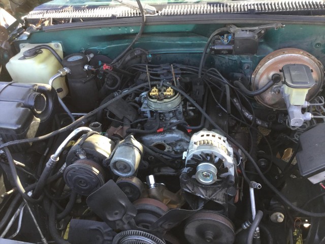 1995 GMC SUBURBAN 1500 2WD